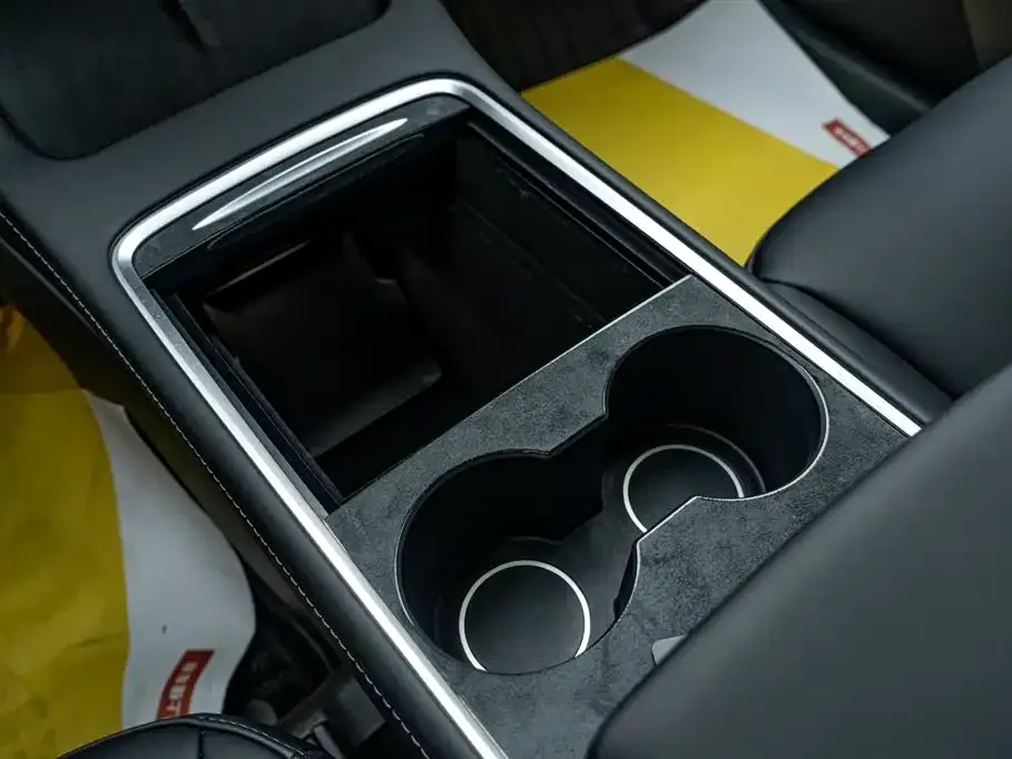 Tesla Model Y 2024 из CN, фото 4