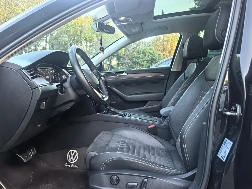 Volkswagen Magotan 2022 из CN, фото 10