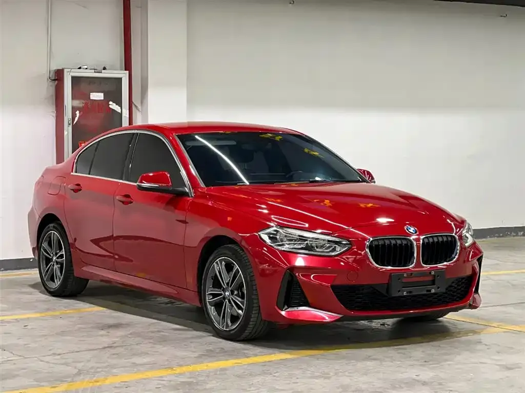 BMW 1 Series 2021 из CN, фото 3