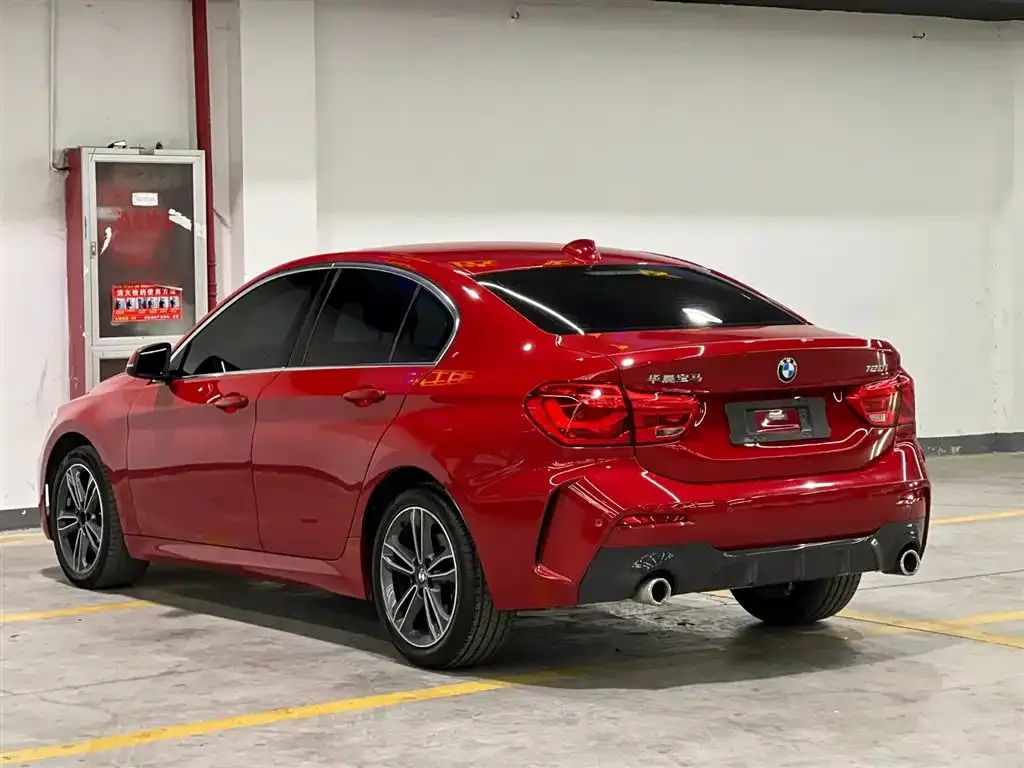 BMW 1 Series 2021 из CN, фото 4