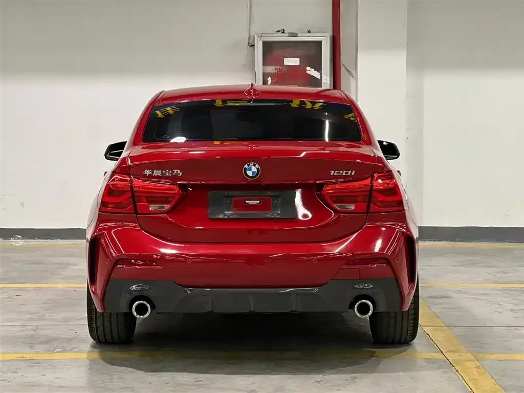 BMW 1 Series 2021 из CN, фото 6