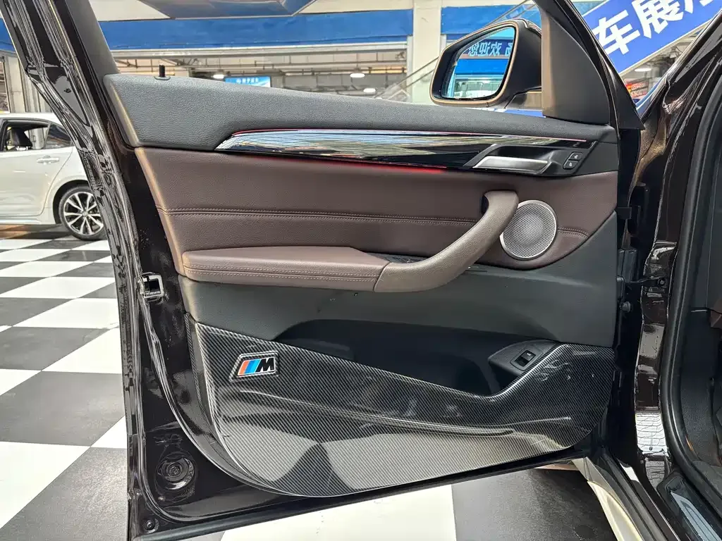 BMW X1 2022 из CN, фото 5