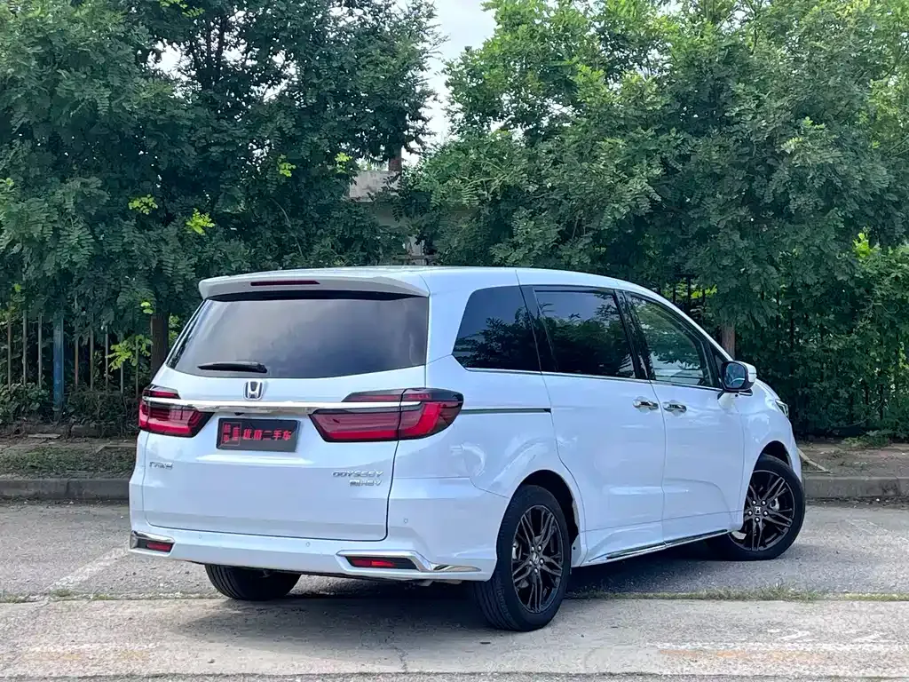 Honda Odyssey 2022 из CN, фото 4