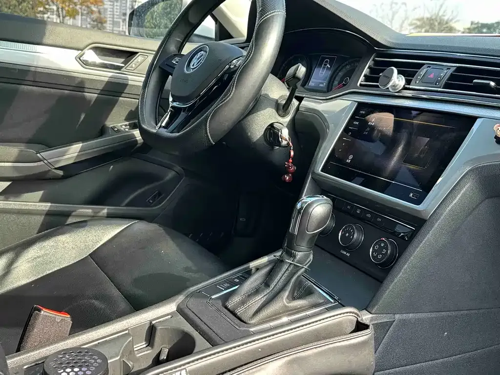 Volkswagen Lamando 2021 из CN, фото 9