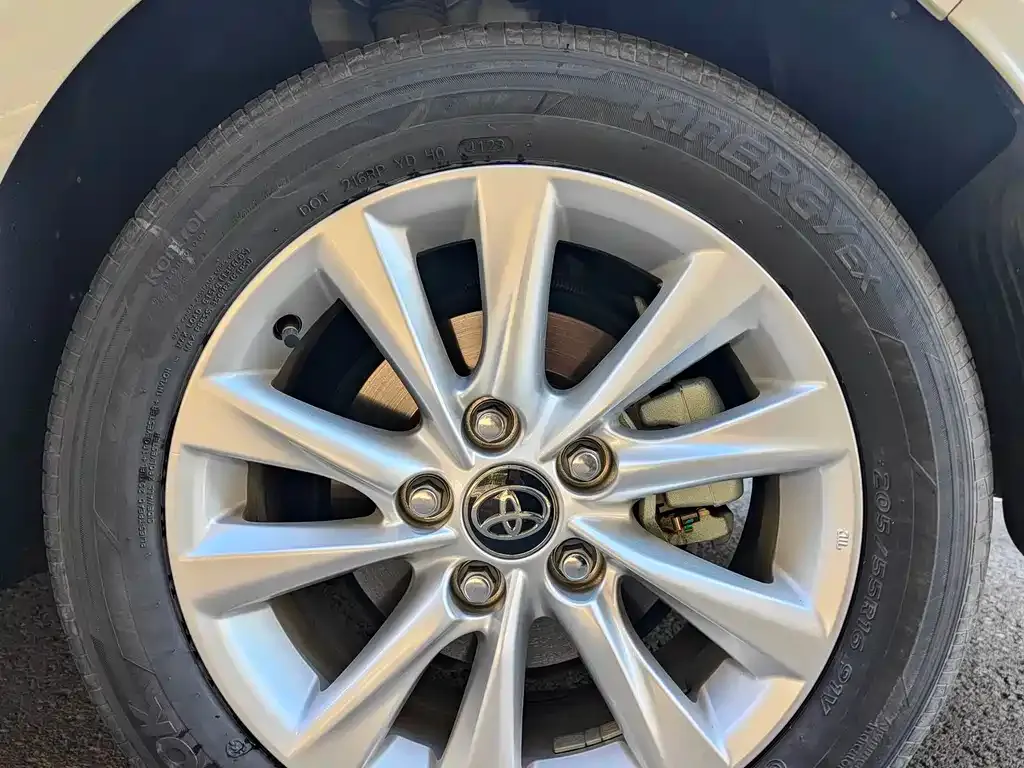 Toyota Corolla 2024 из CN, фото 7