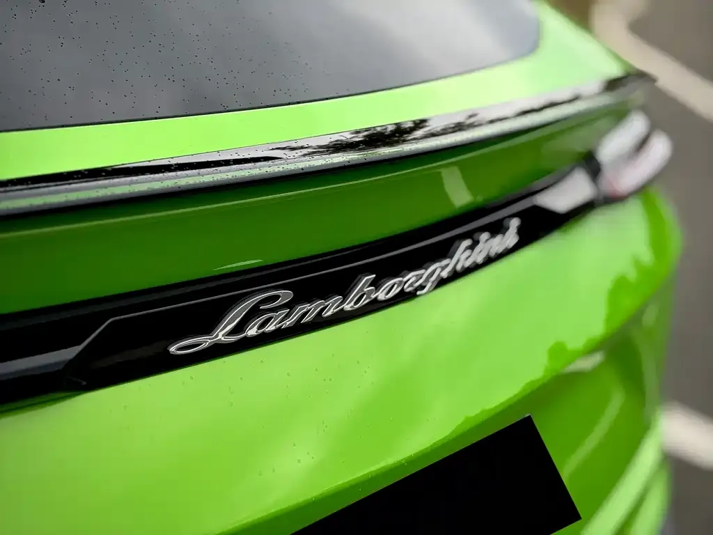 Lamborghini Urus 2023 из CN, фото 8