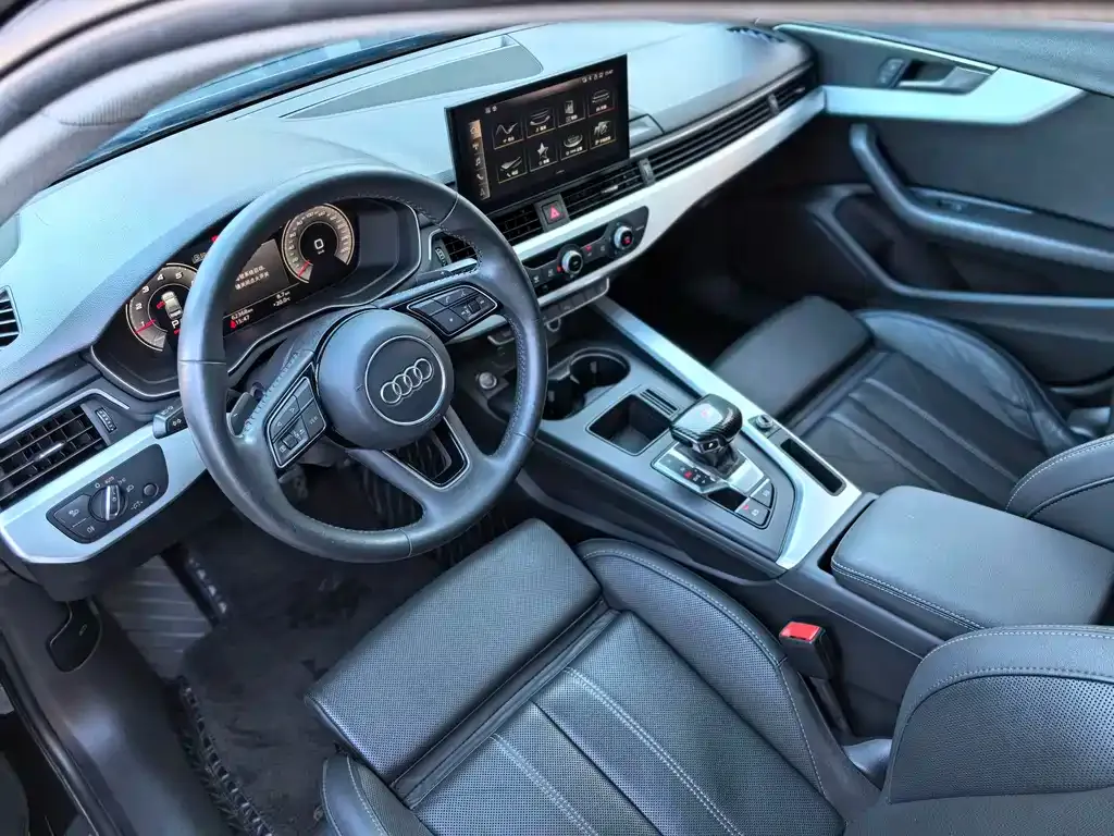 Audi A4L 2021 из CN, фото 3