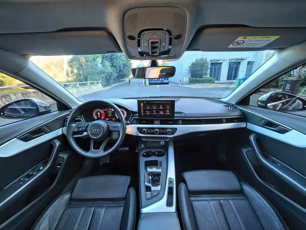 Audi A4L 2021 из CN, фото 6