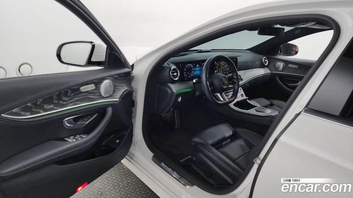 Mercedes-Benz E-Class 2021 из KR, фото 10
