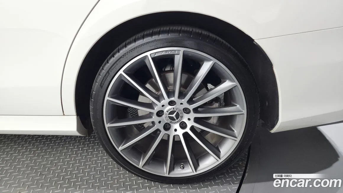 Mercedes-Benz E-Class 2021 из KR, фото 5