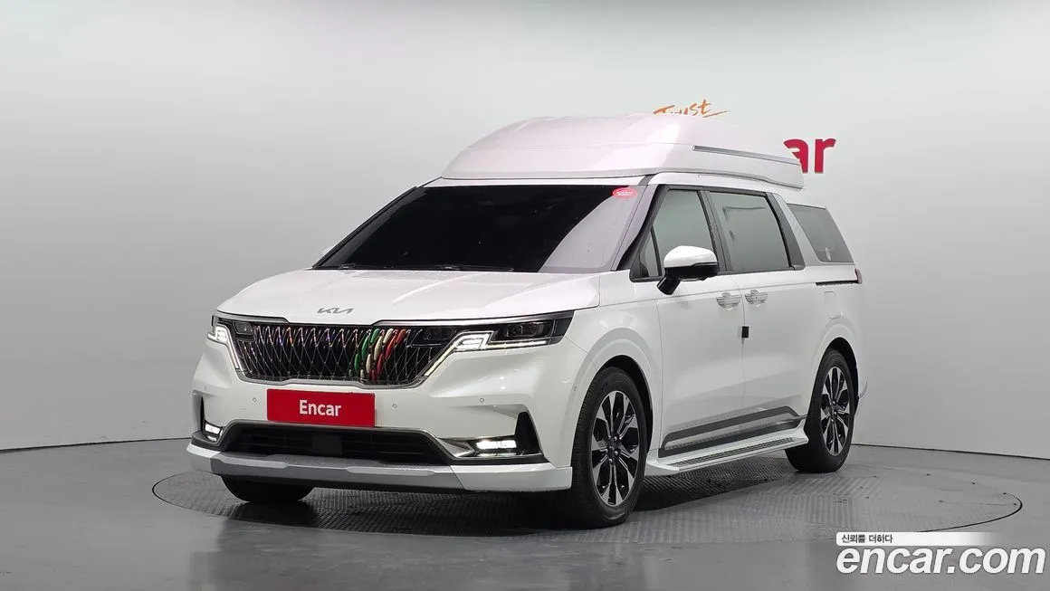 Kia Carnival — фото 1