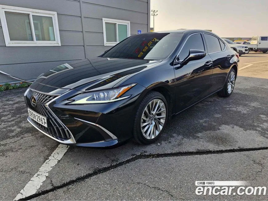 Lexus ES 2023 из KR, фото 2