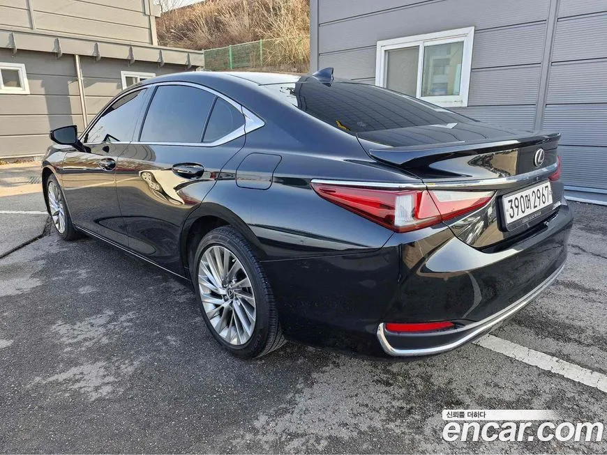 Lexus ES 2023 из KR, фото 6