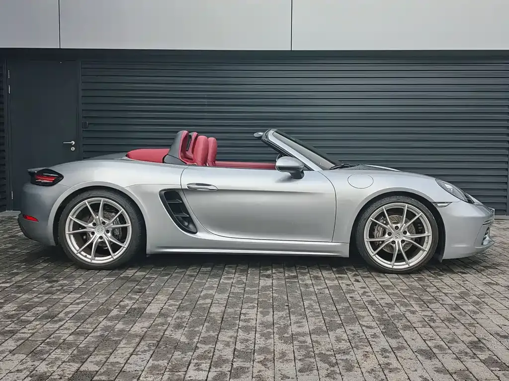 Porsche 718 — фото 8