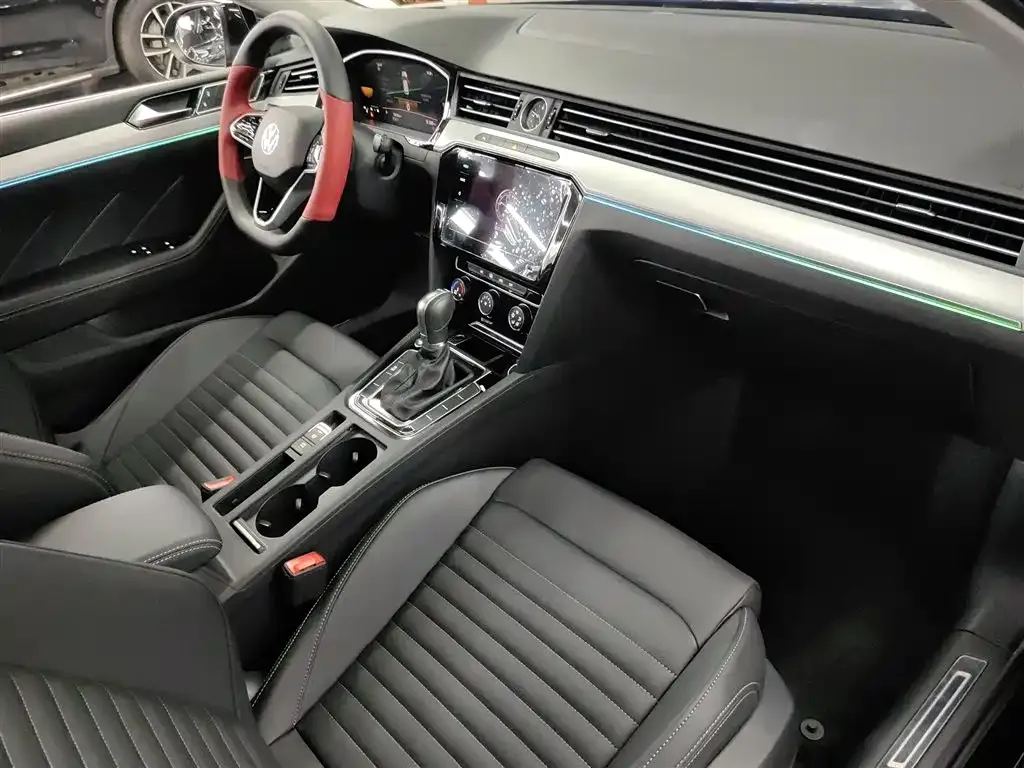 Volkswagen Magotan 2025 из CN, фото 2