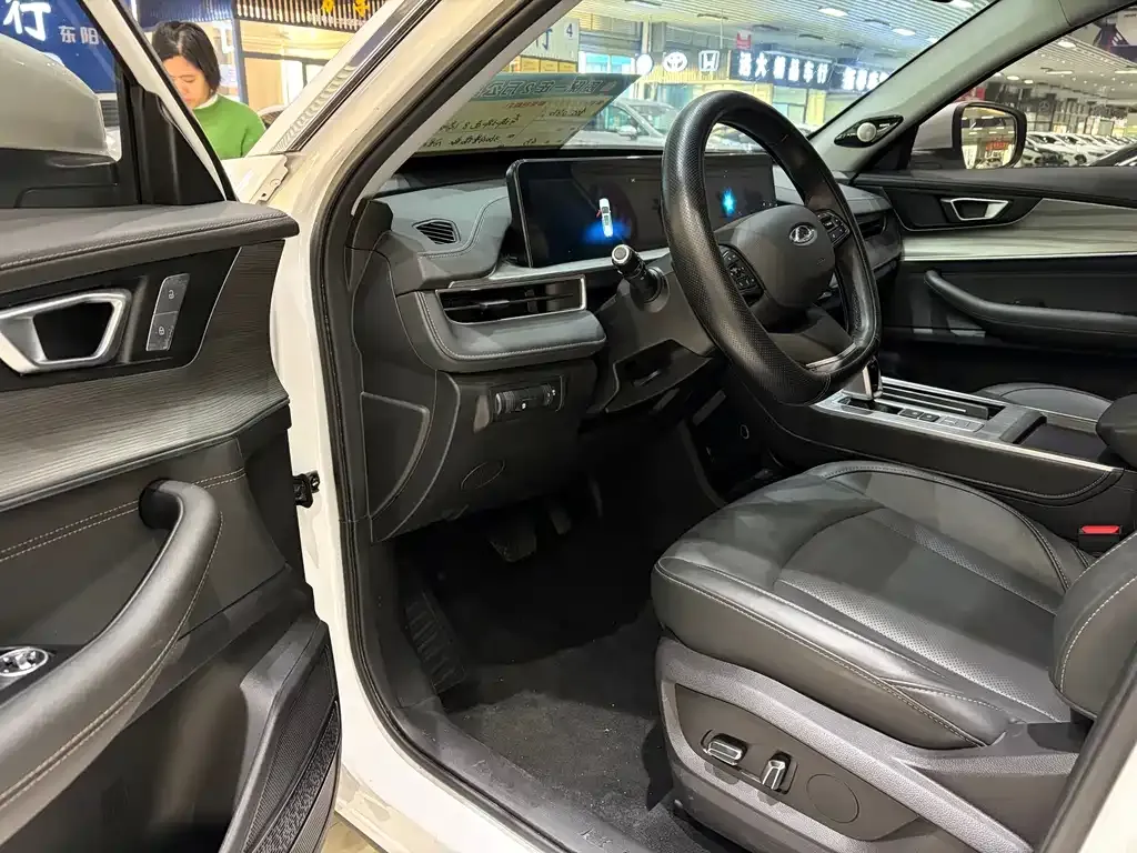 Chery Tiggo 8 2023 из CN, фото 3