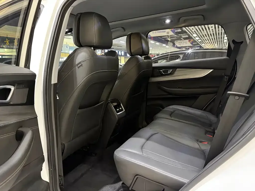 Chery Tiggo 8 2023 из CN, фото 4