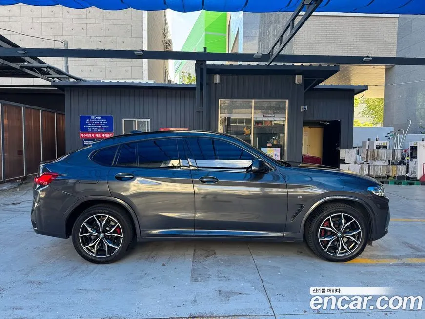 BMW X4 2023 из KR, фото 8