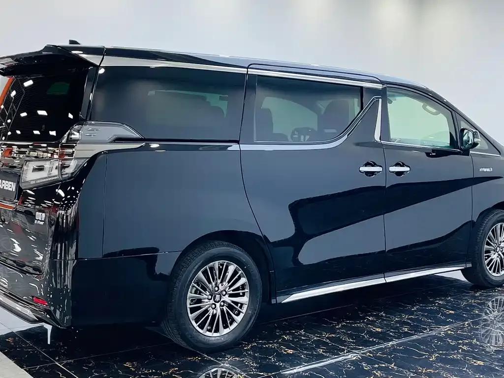 Toyota Vellfire 2023 из CN, фото 6