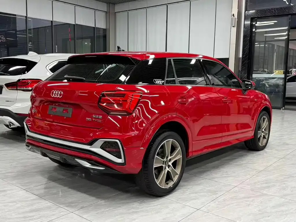Audi Q2L 2022 из CN, фото 10