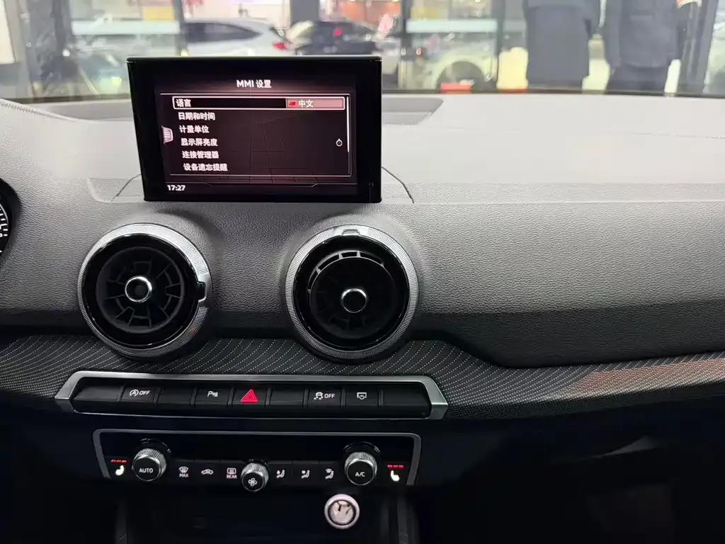 Audi Q2L 2022 из CN, фото 8