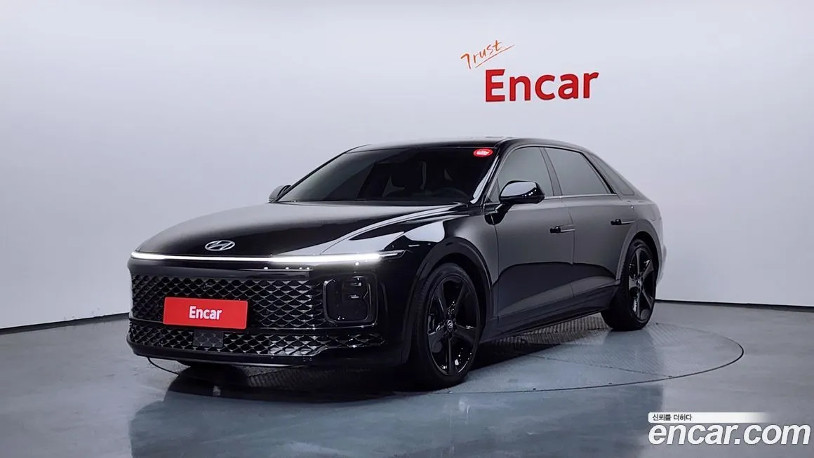 Hyundai Grandeur — фото 1