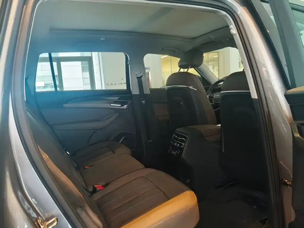Audi Q6 2023 из CN, фото 10