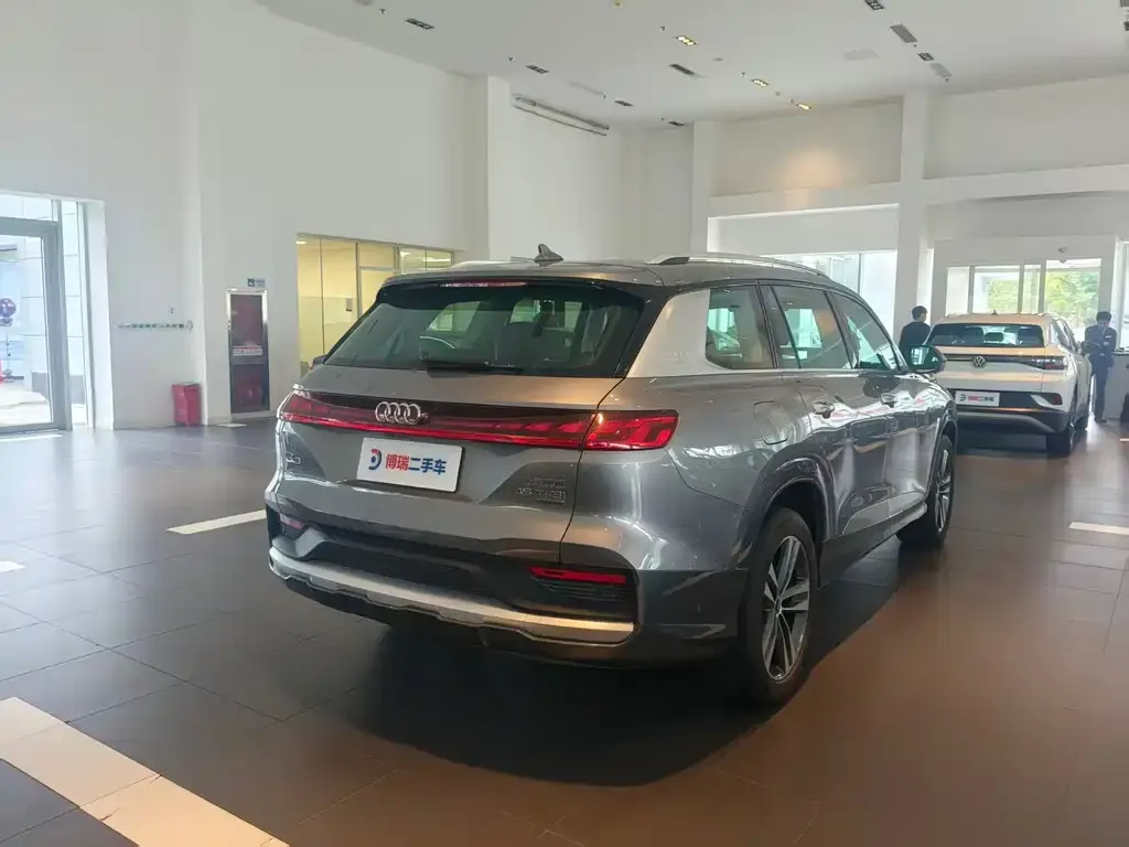 Audi Q6 2023 из CN, фото 8