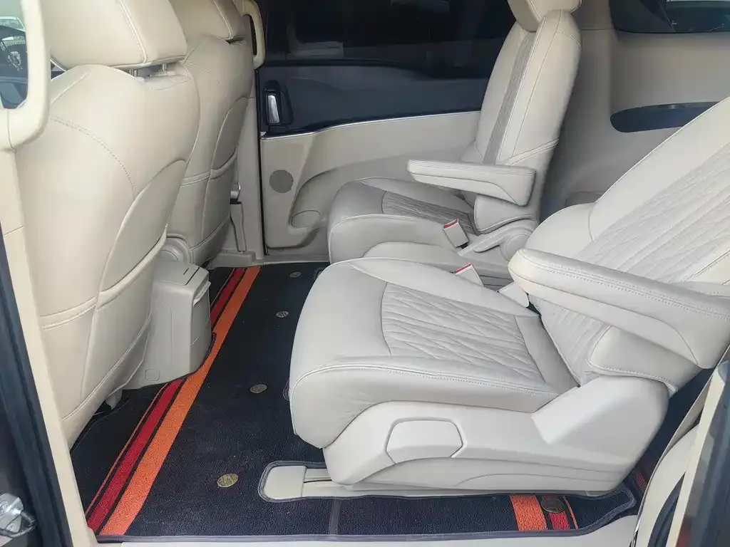 Buick GL8 2024 из CN, фото 10