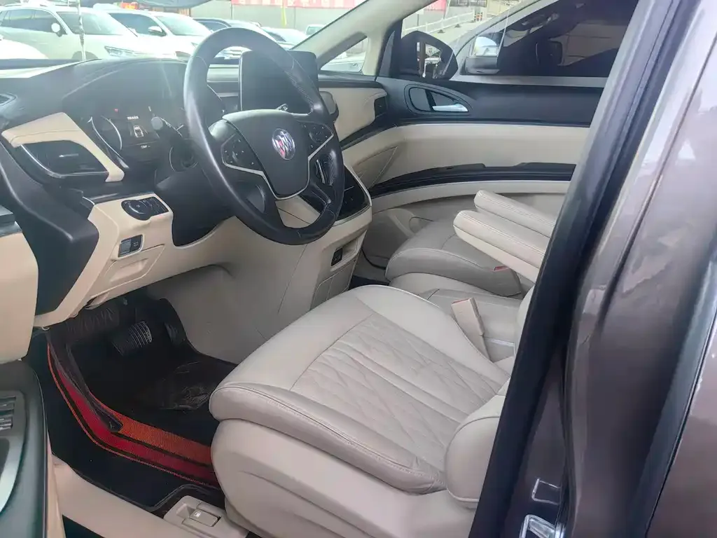 Buick GL8 2024 из CN, фото 9