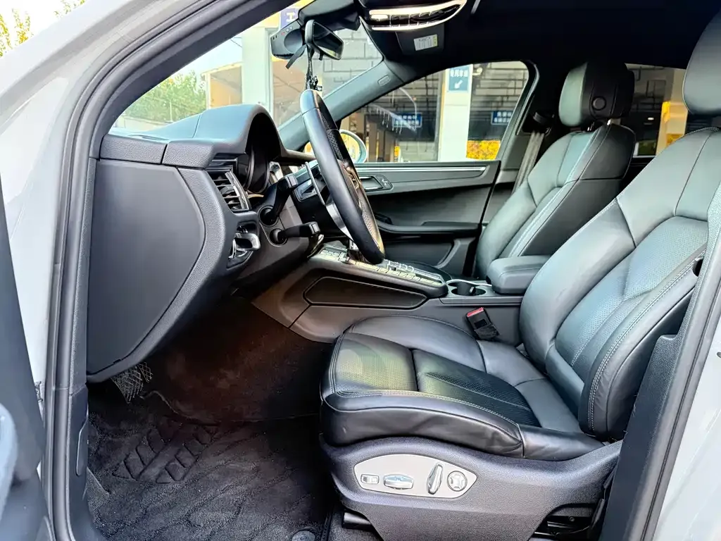 Porsche Macan 2021 из CN, фото 10