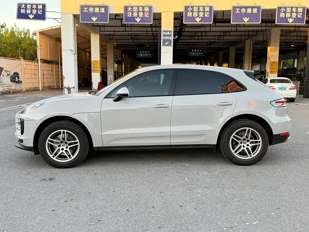 Porsche Macan 2021 из CN, фото 3