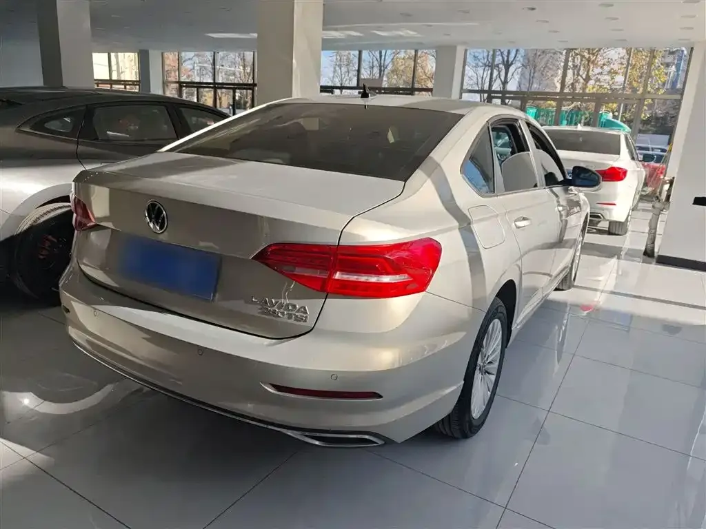 Volkswagen Lavida 2021 из CN, фото 7