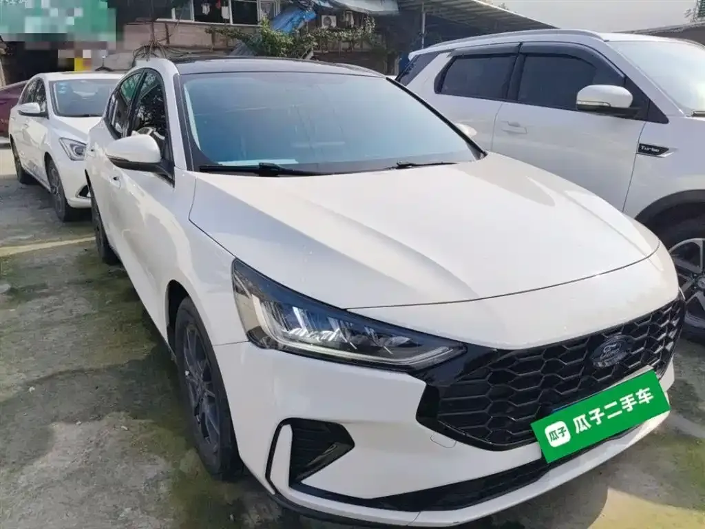 Ford Focus 2023 из CN, фото 3