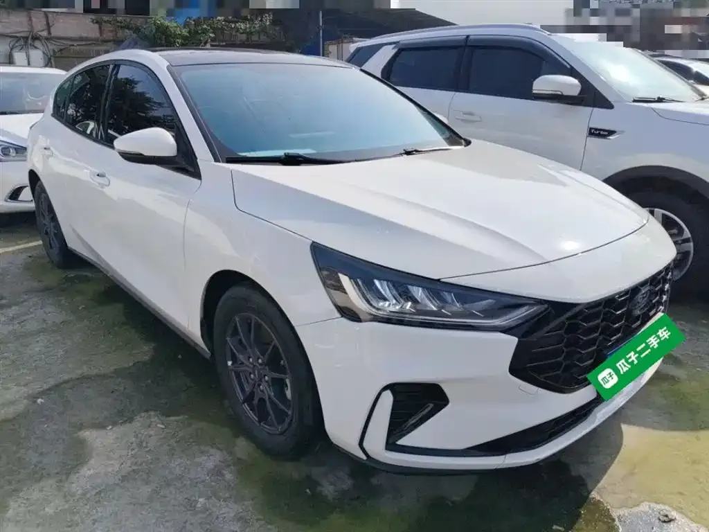Ford Focus 2023 из CN, фото 4