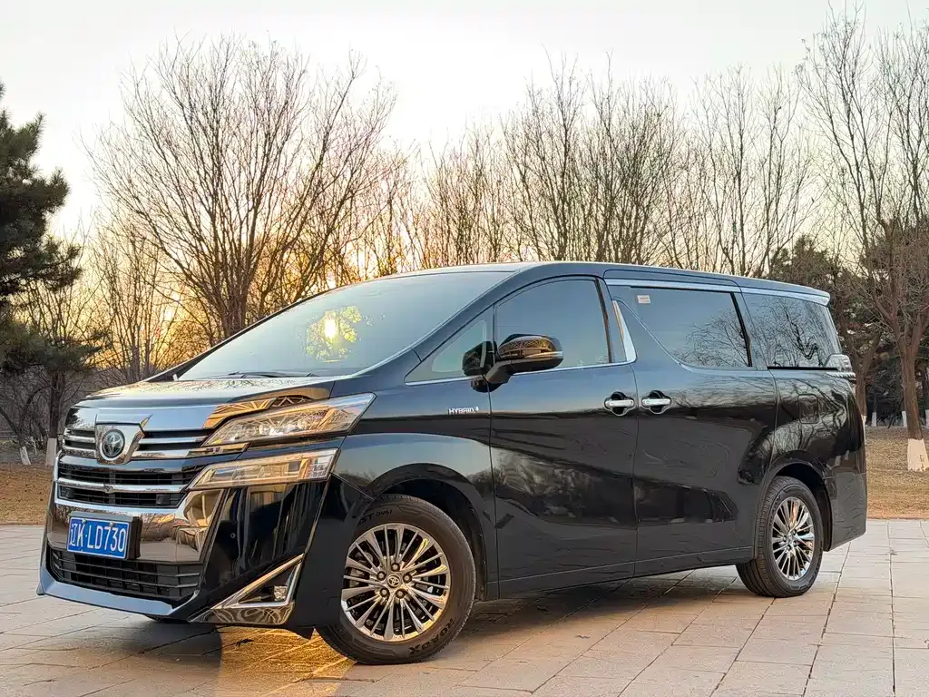 Toyota Vellfire 2021 из CN, фото 1