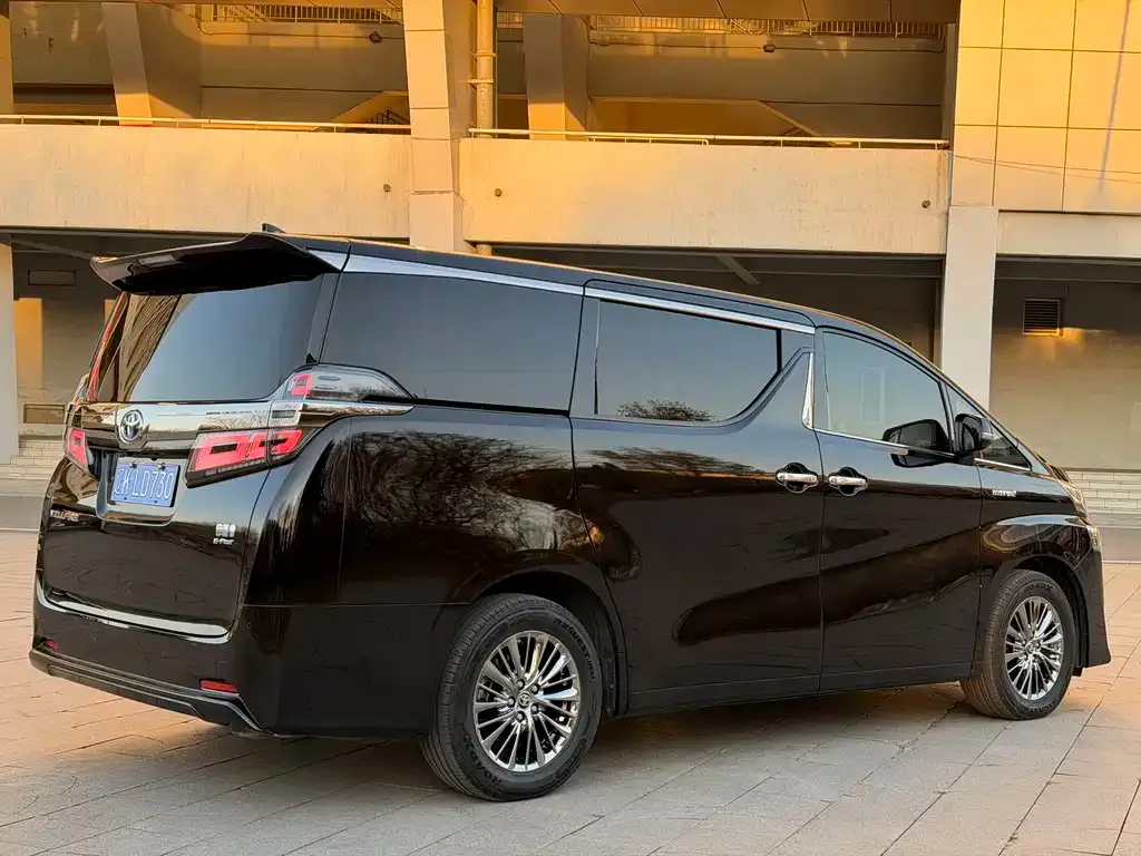 Toyota Vellfire 2021 из CN, фото 6
