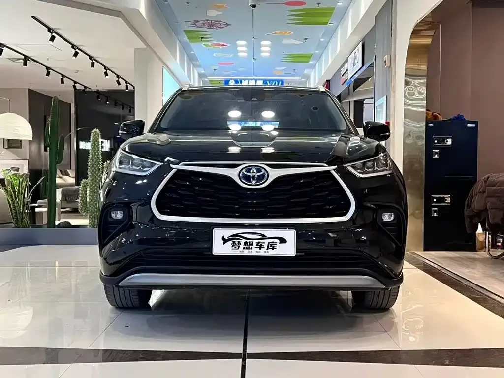 Toyota Highlander 2022 из CN, фото 2