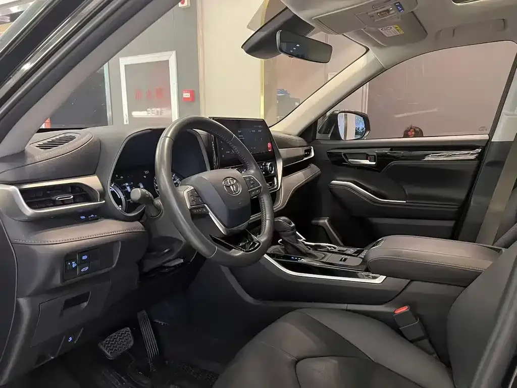 Toyota Highlander 2022 из CN, фото 4