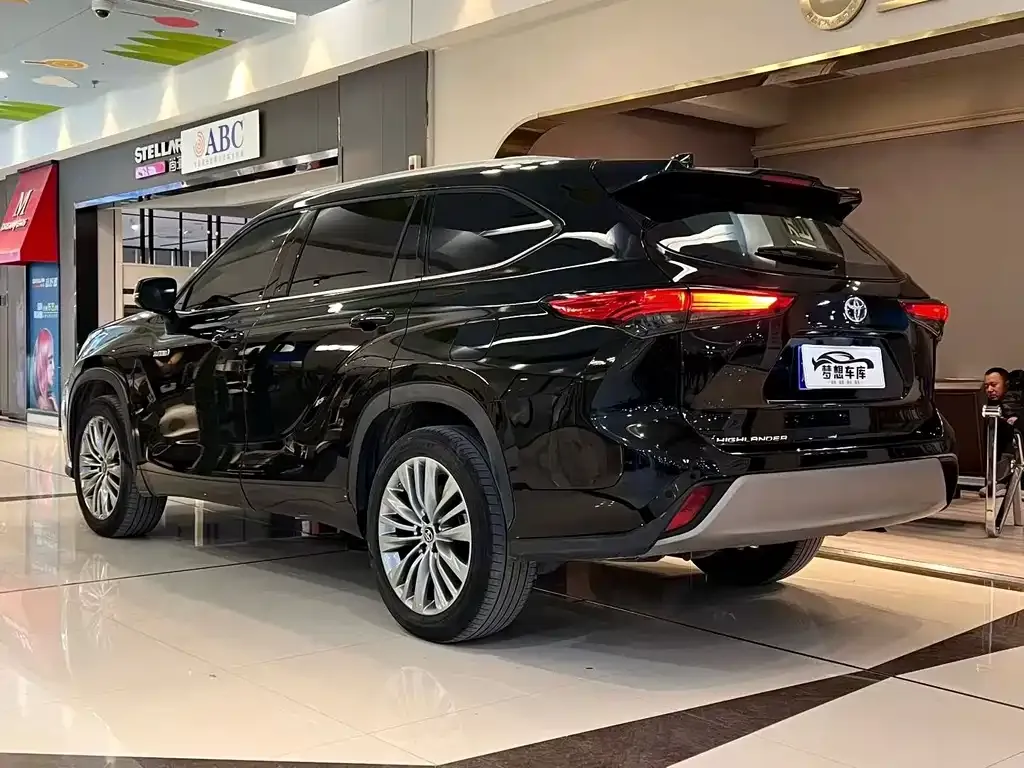 Toyota Highlander 2022 из CN, фото 7