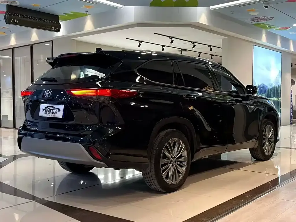 Toyota Highlander 2022 из CN, фото 9