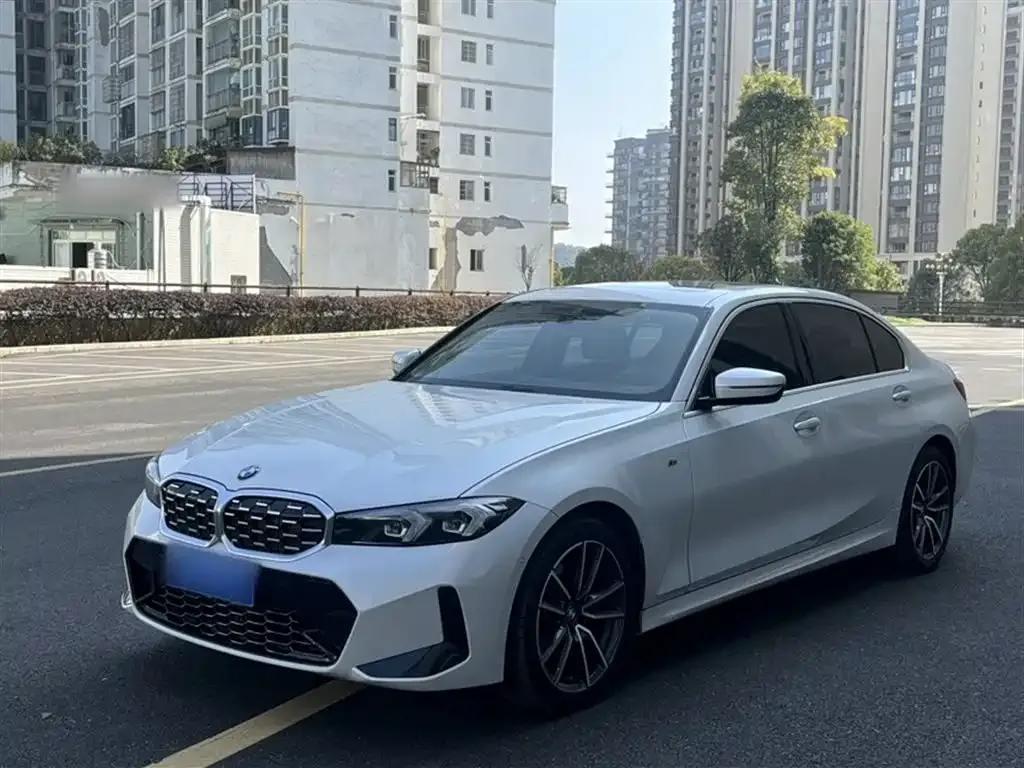 BMW 3 Series 2024 из CN, фото 1