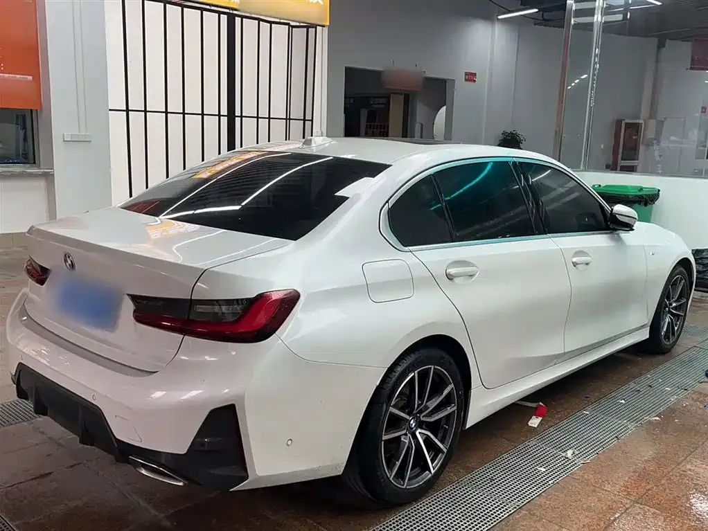 BMW 3 Series 2024 из CN, фото 6