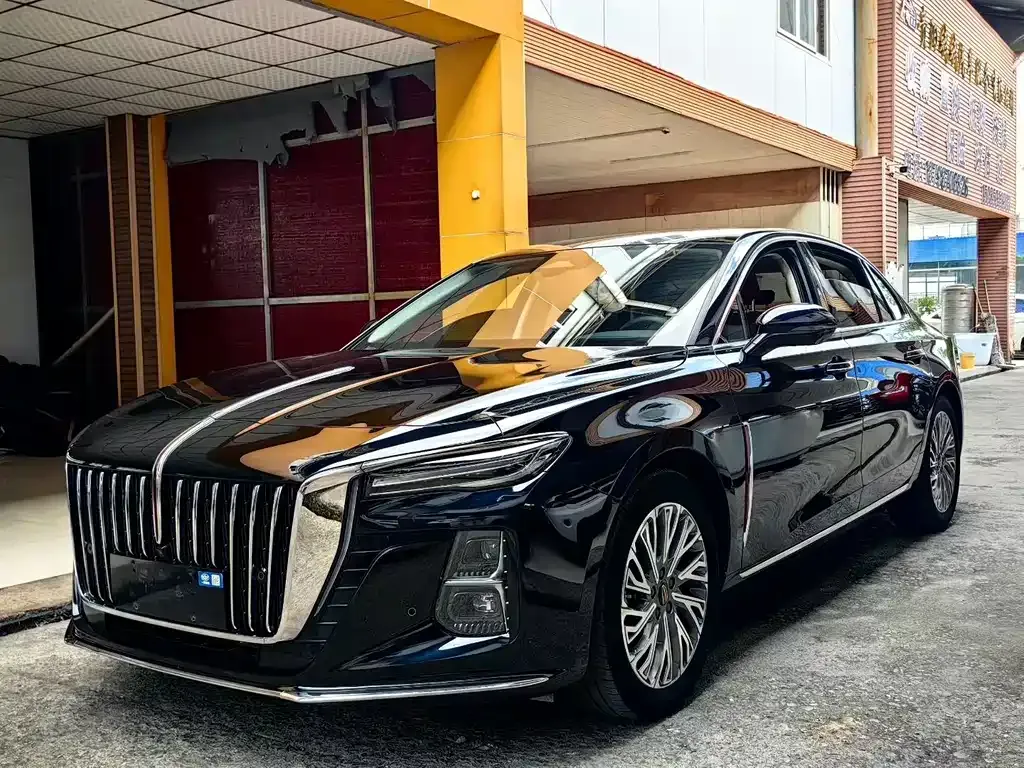 Hongqi H5 — фото 1