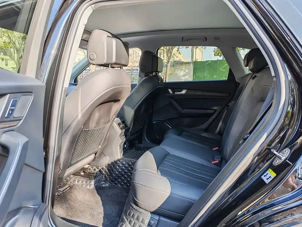 Audi Q5L 2023 из CN, фото 6