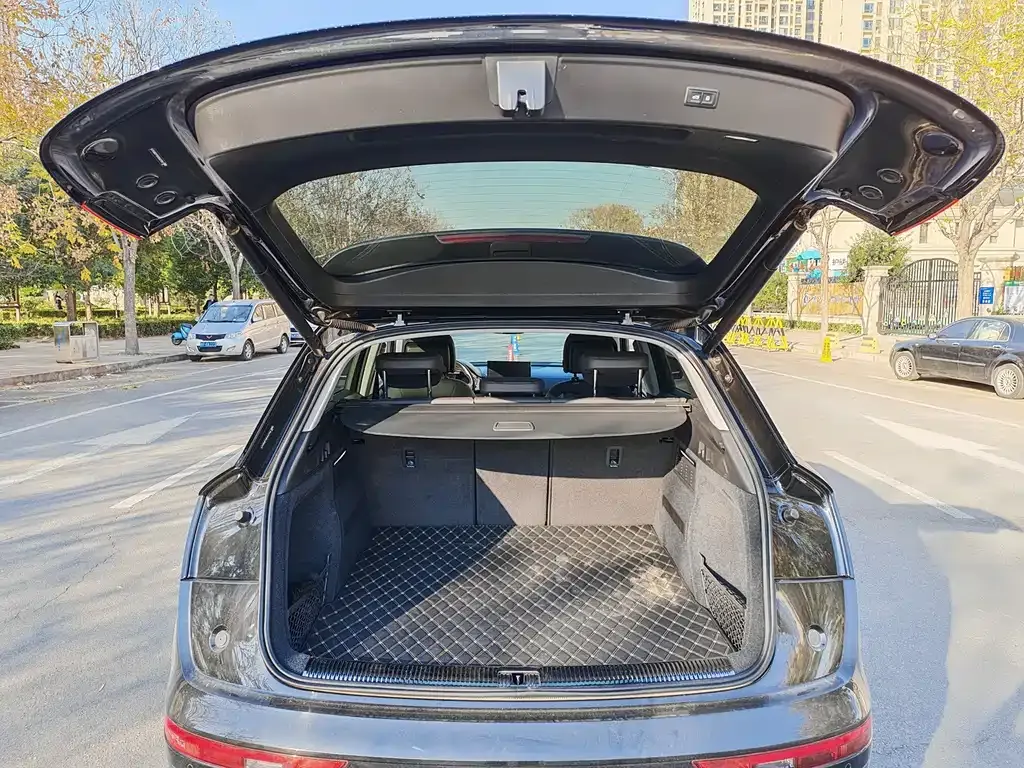 Audi Q5L 2023 из CN, фото 9