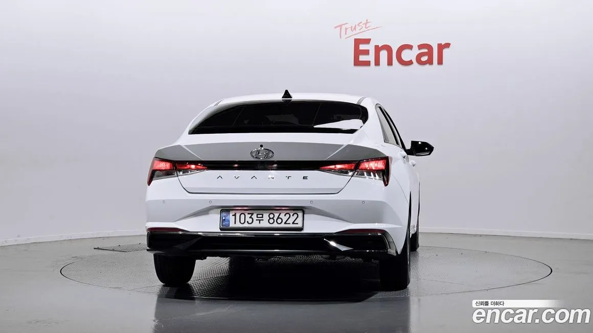 Hyundai AVANTE — фото 4