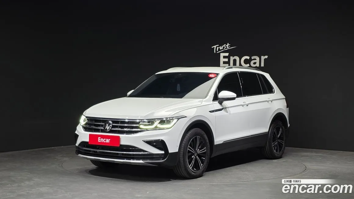 Volkswagen Tiguan — фото 1