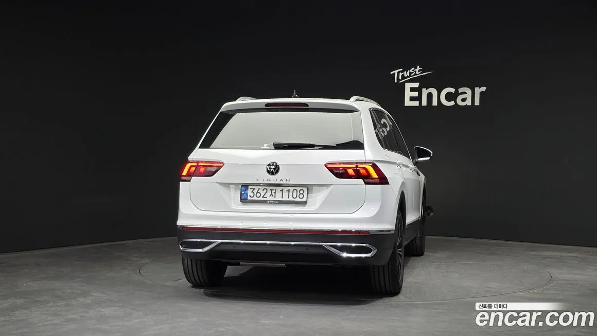 Volkswagen Tiguan — фото 4