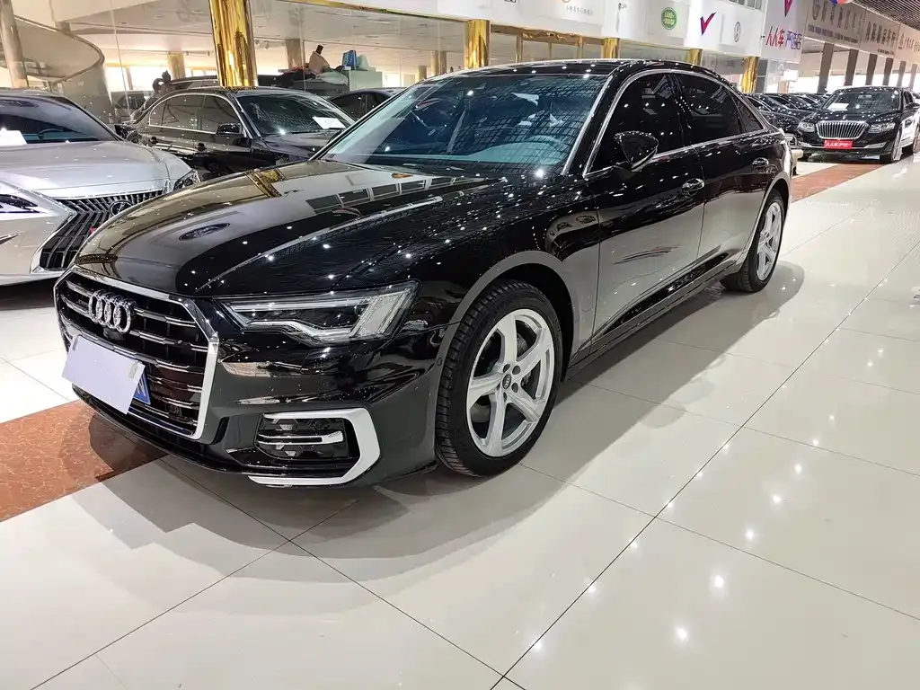 Audi A6L 2023 из CN, фото 1